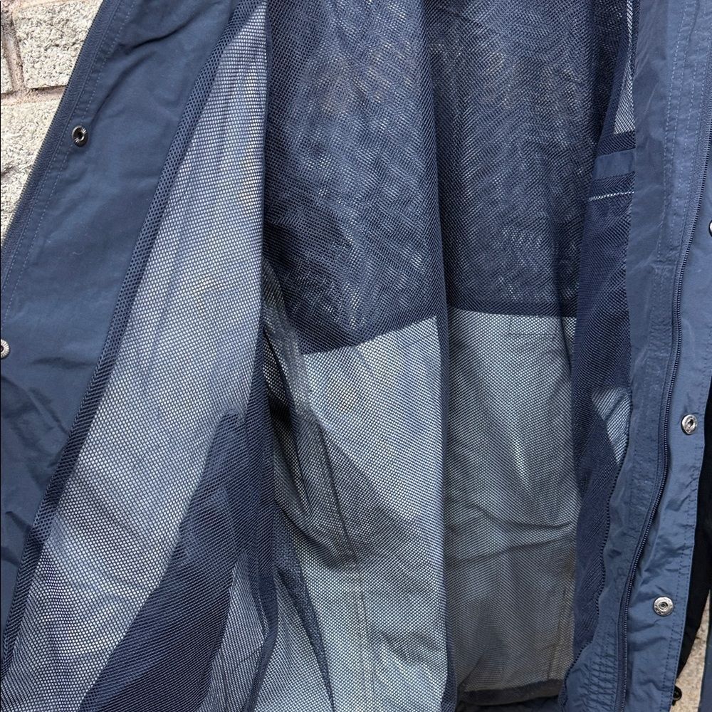 Shimano Men's Fishing Dark Blue Windbreaker - Picture 10 of 10